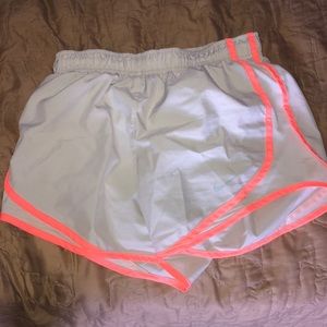 Nike woman’s Shorts